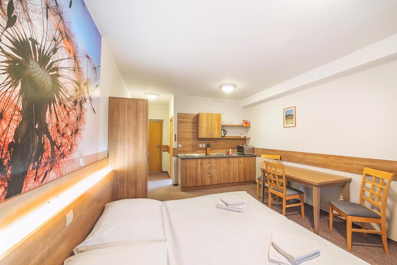 Apartmany Zaria Besenova Exterior photo